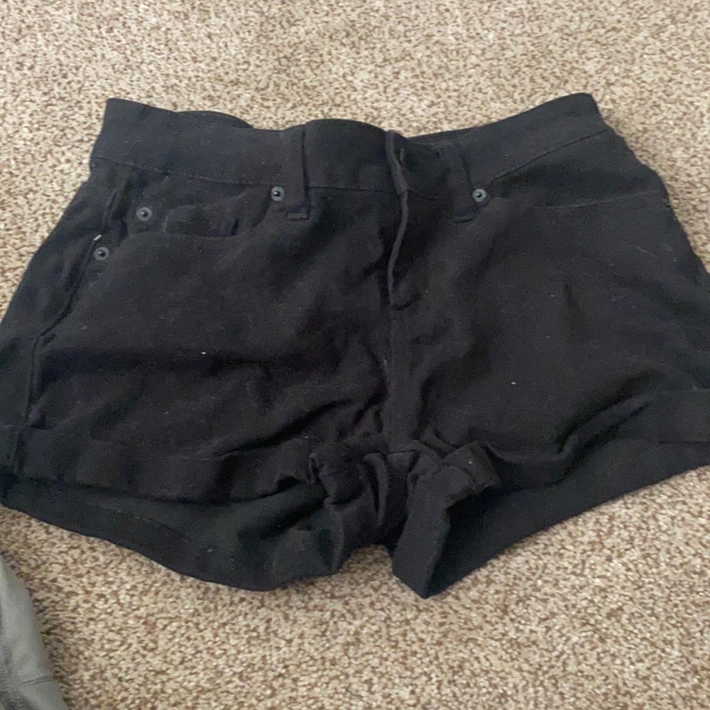 Black jean shorts!